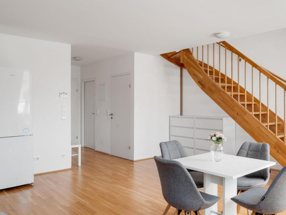Elegant Apartment In Vienna With Patio Esterno foto